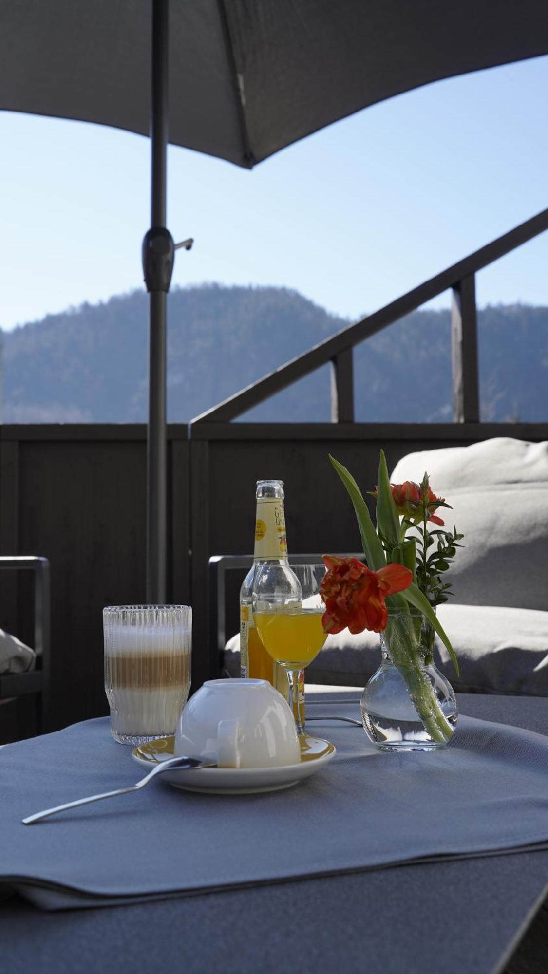 Hotel Restaurant Fruehlingsgarten Фюссен Экстерьер фото