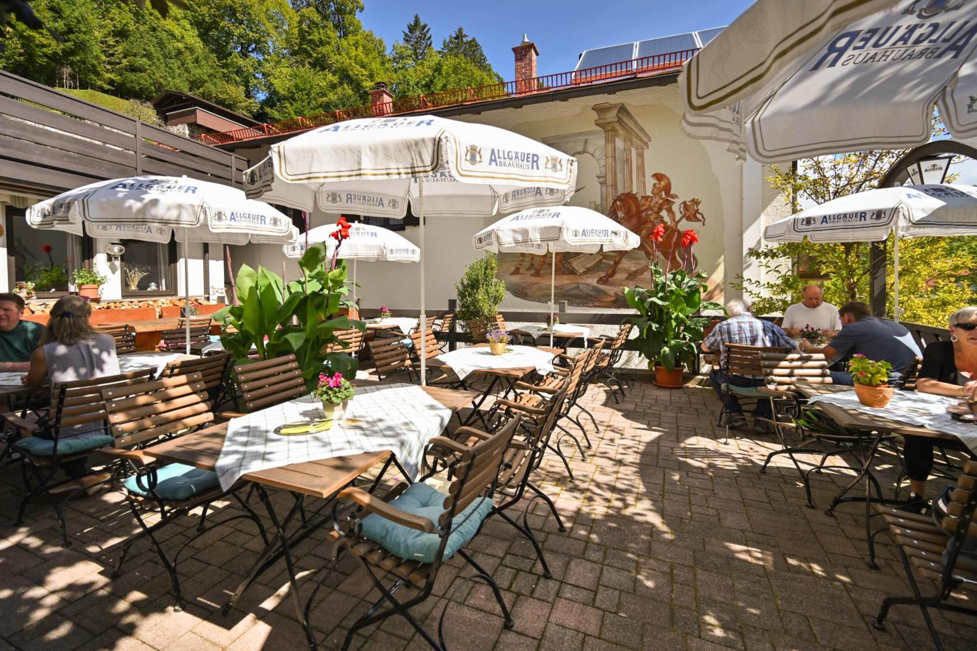 Hotel Restaurant Fruehlingsgarten Фюссен Экстерьер фото